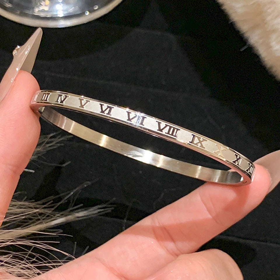 Sparkling Elegance Bracelet Set™