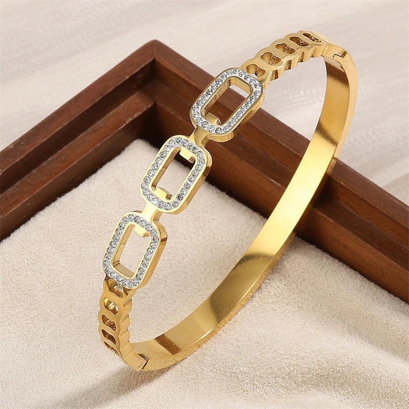 Stunning Gold Stacked Bangles Set™