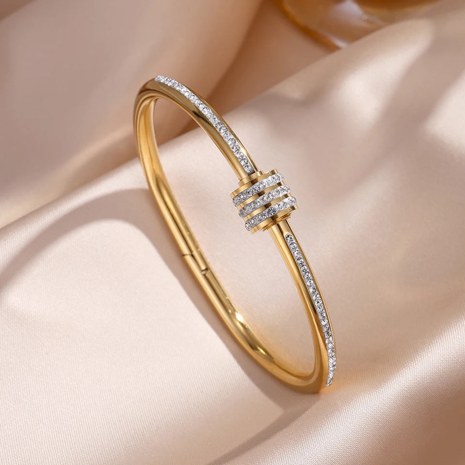 Sparkling Elegance Bracelet Set™