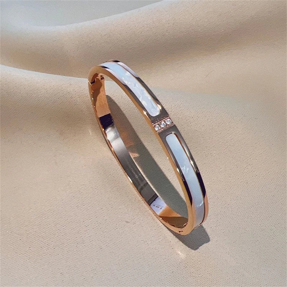 Sparkling Elegance Bracelet Set™